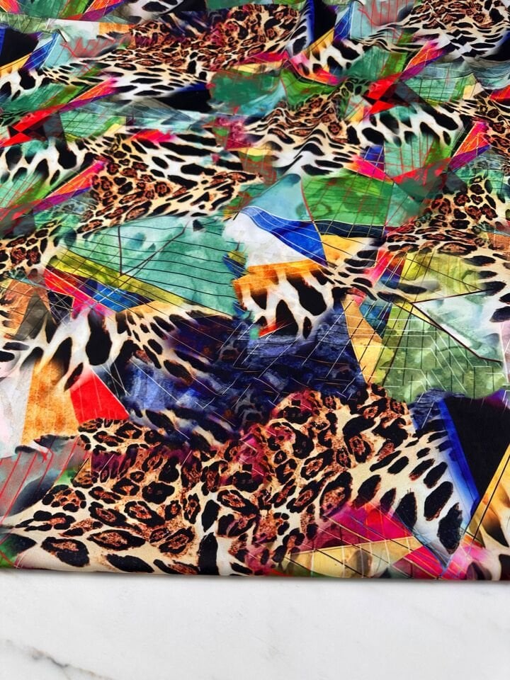 Renkli Leopar Desen Elbiselik Gömleklik Krep Kumaş