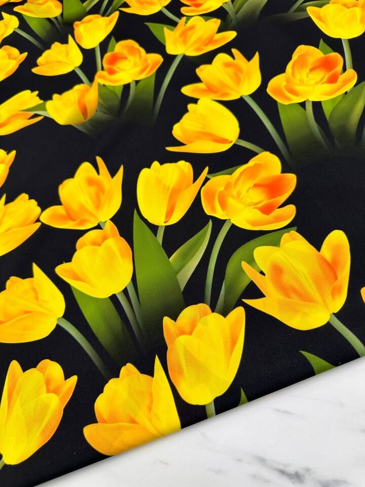 Sarı Gül Desen Elbiselik Gömleklik Krep Kumaş