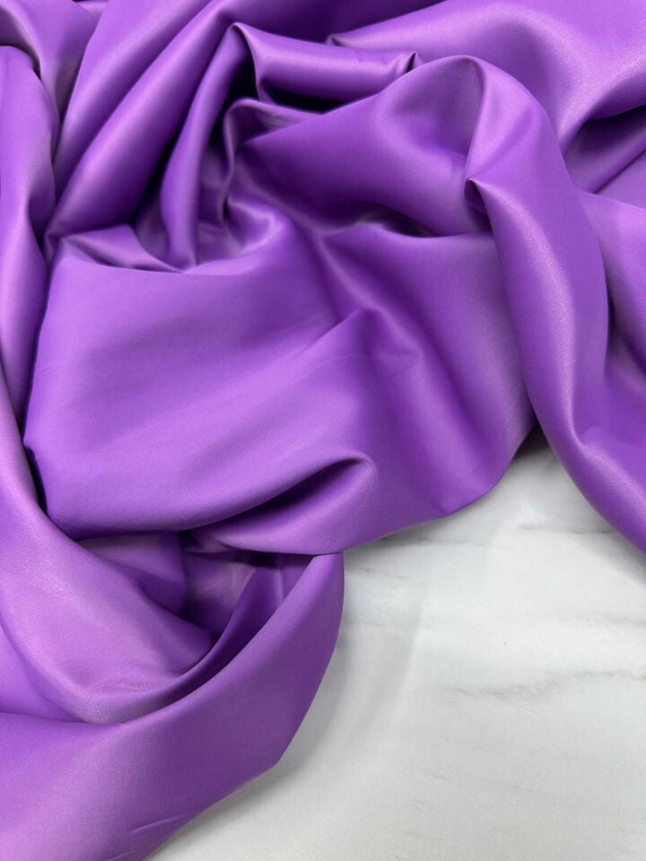 Leylak Renk Likralı Saten Kumaş