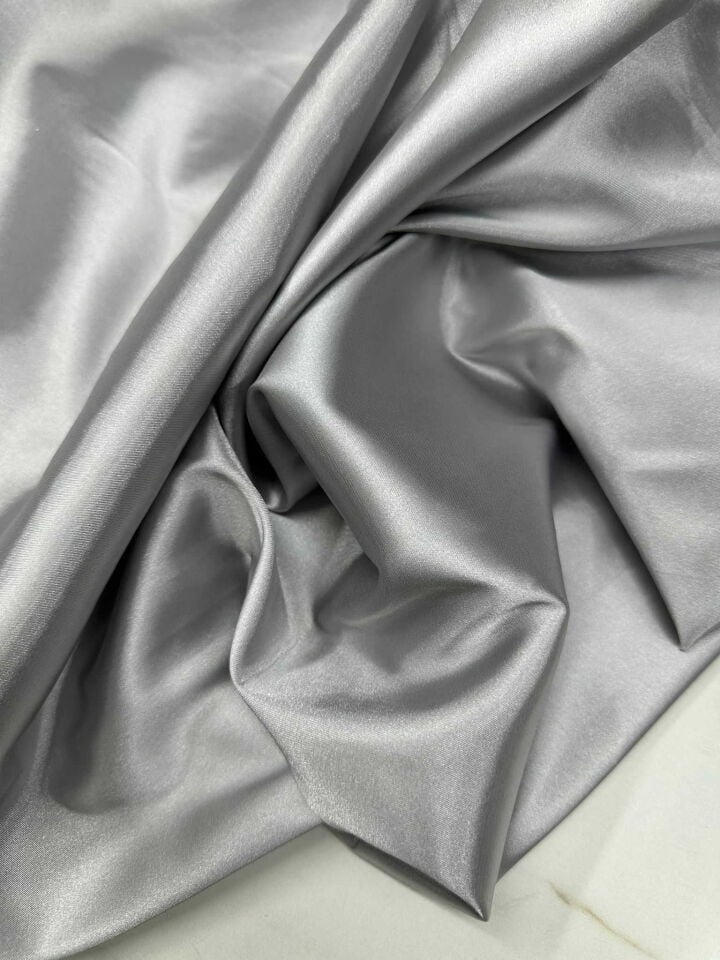 Gümüş Grisi Likralı Saten Kumaş