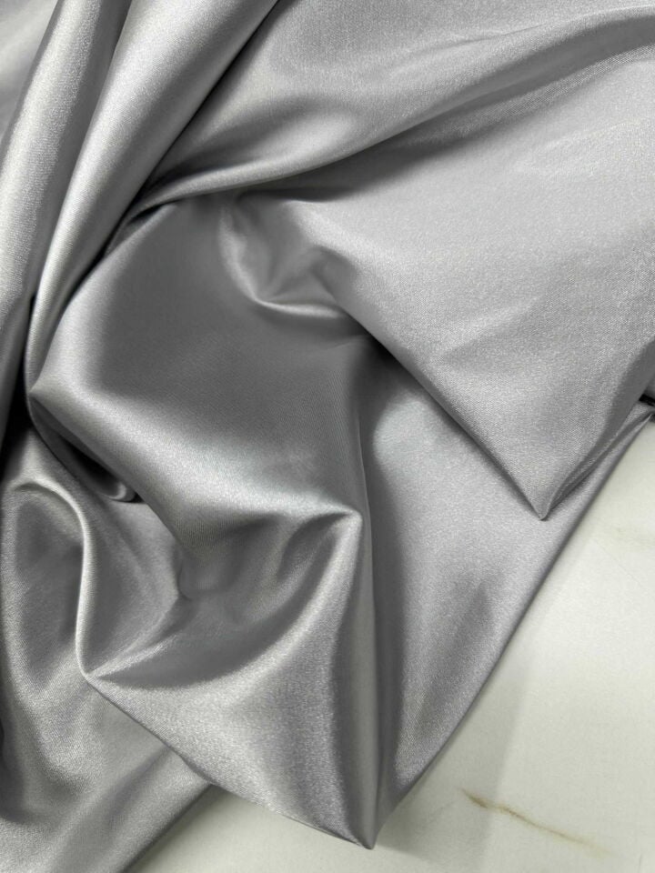 Gümüş Grisi Likralı Saten Kumaş