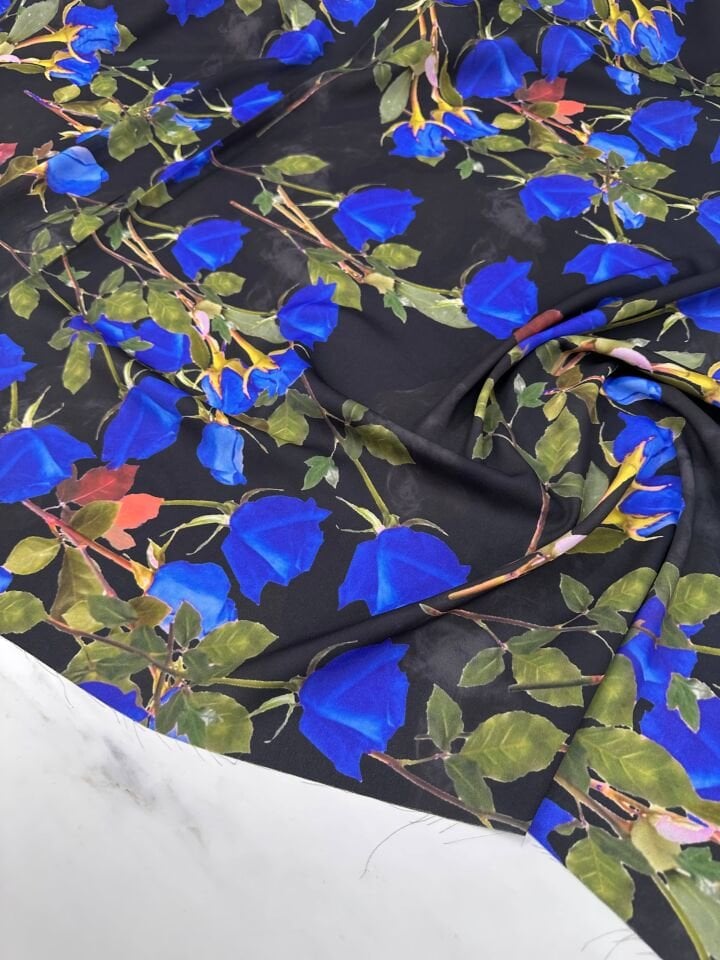 Lacivert Gül Desen Elbiselik Gömleklik Krep Kumaş