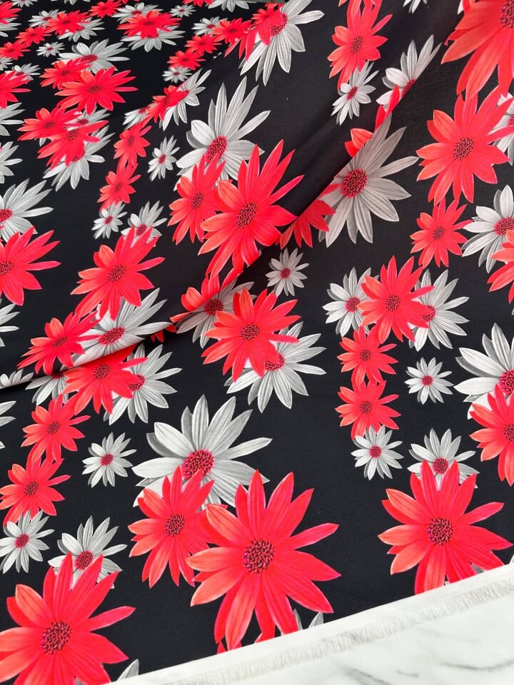 Kırmızı Lilyum Desen Elbiselik Gömleklik Krep Kumaş