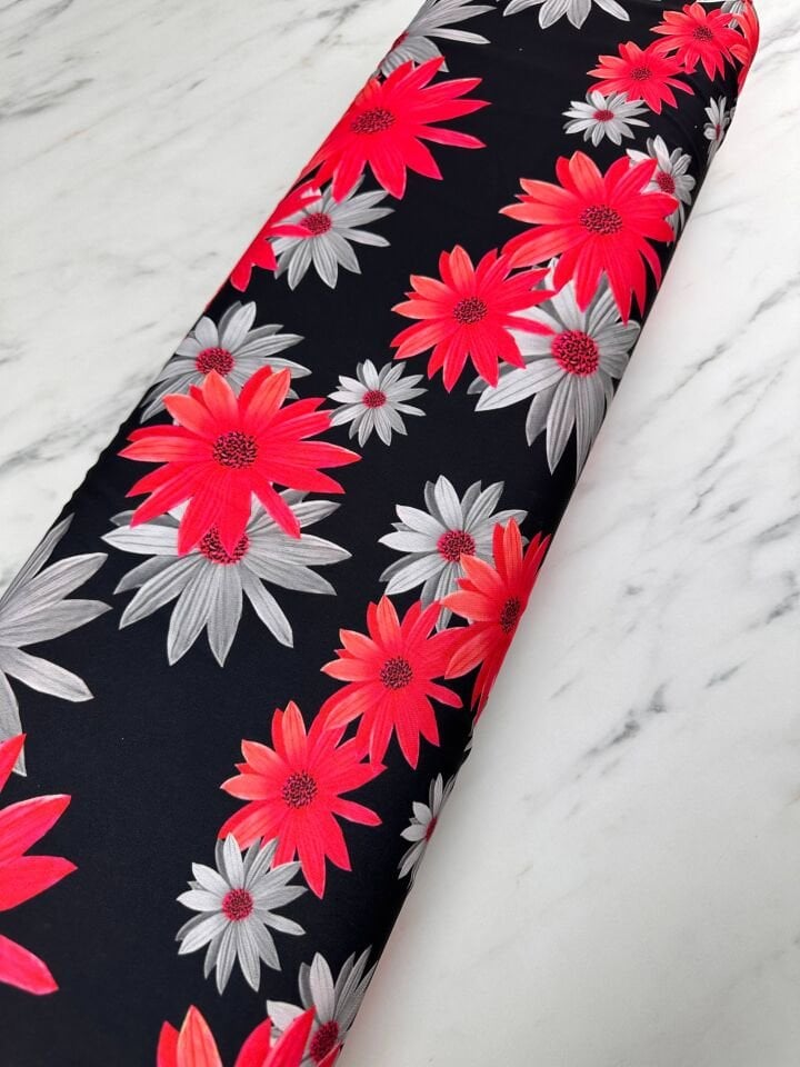 Kırmızı Lilyum Desen Elbiselik Gömleklik Krep Kumaş