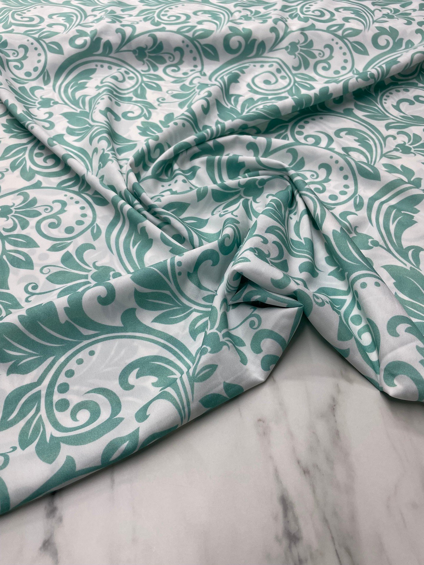 Turkuaz Nakış Desen Elbiselik Gömleklik Krep Kumaş