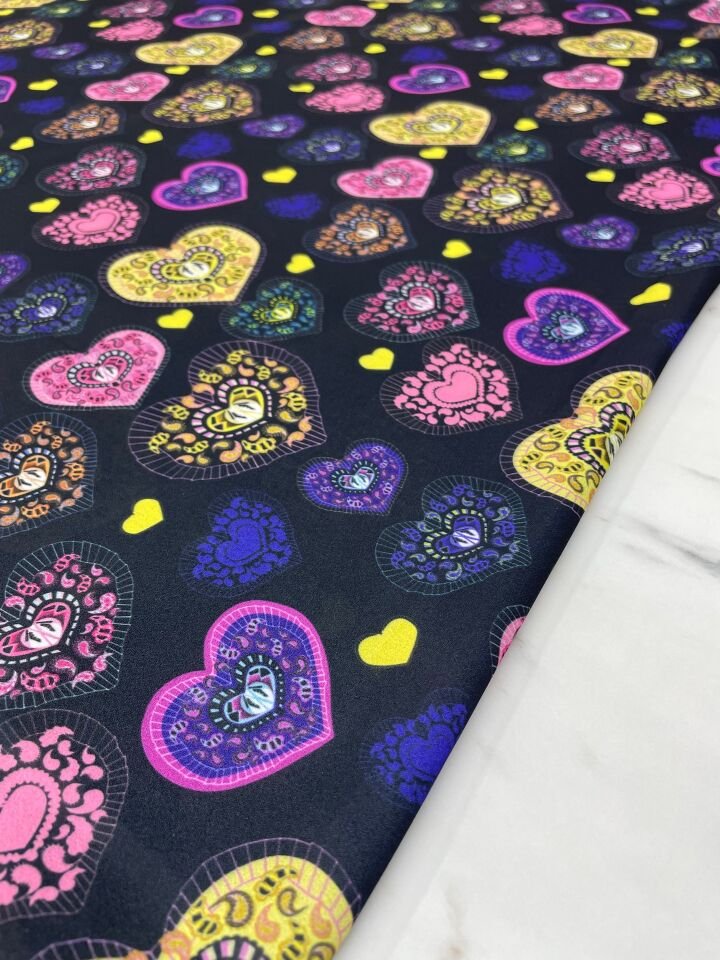 Kalp Desen Elbiselik Gömleklik Krep Kumaş