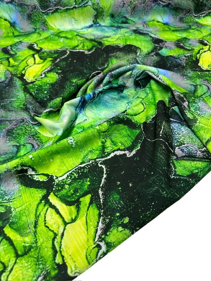 Yeşil Mermer Desen Elbiselik Gömleklik Krep Kumaş