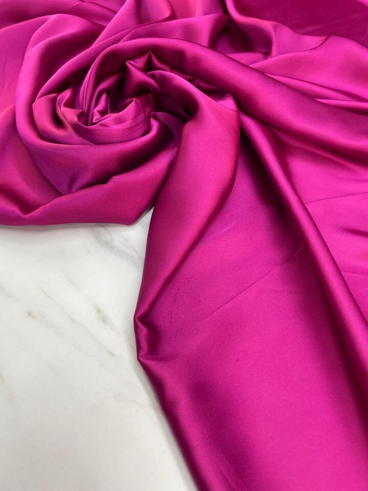 Fuşya Düz Elbiselik İpek Saten Kumaş