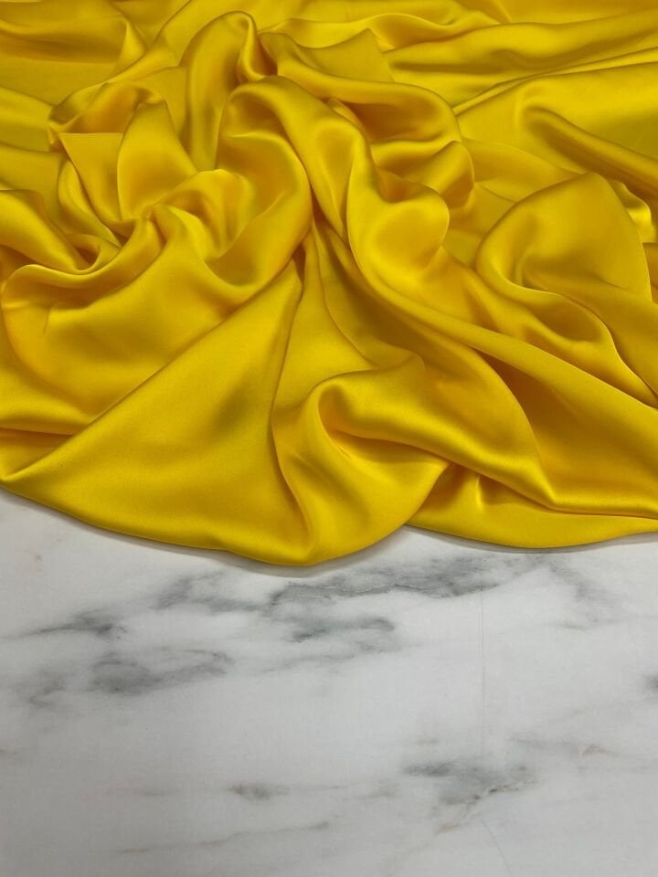 Sarı Düz Elbiselik İpek Saten Kumaş