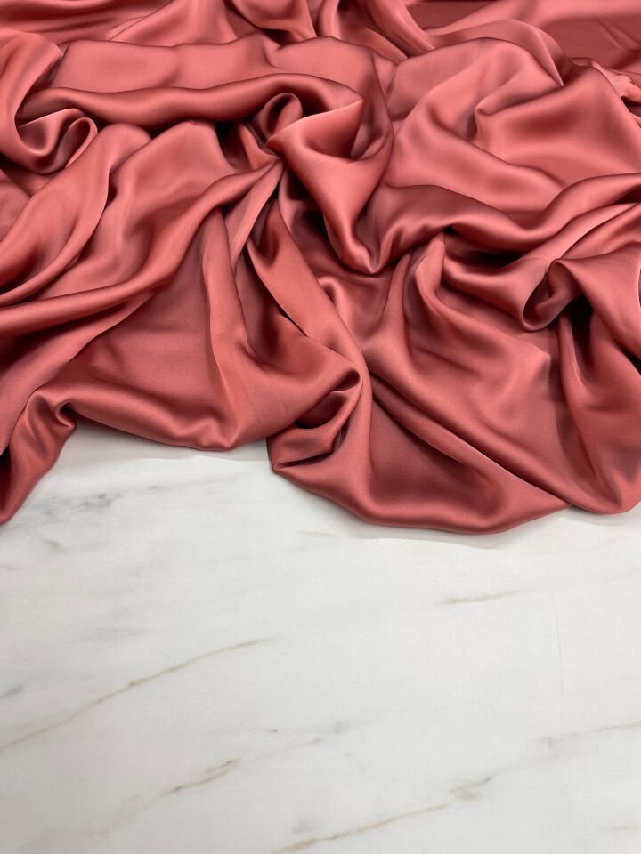 Somon Düz Elbiselik İpek Saten Kumaş