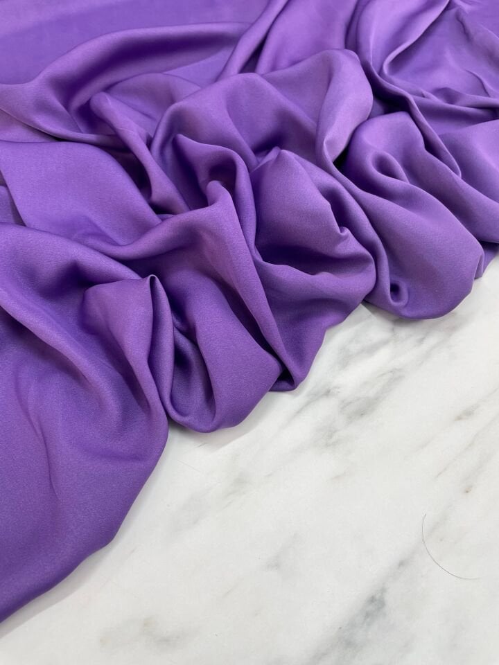 Lavanta Düz Elbiselik İpek Saten Kumaş