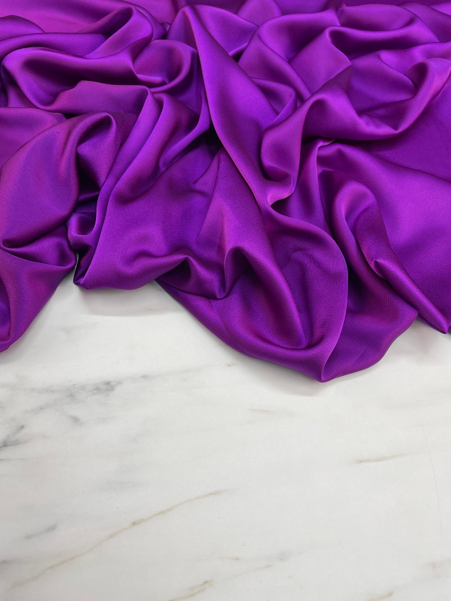 Mor Düz Elbiselik İpek Saten Kumaş