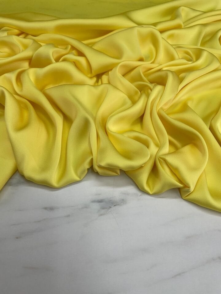 Sarı Düz Elbiselik İpek Saten Kumaş