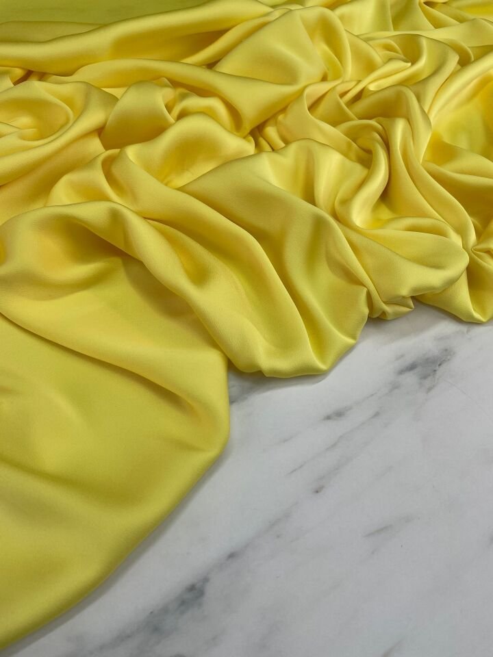 Sarı Düz Elbiselik İpek Saten Kumaş