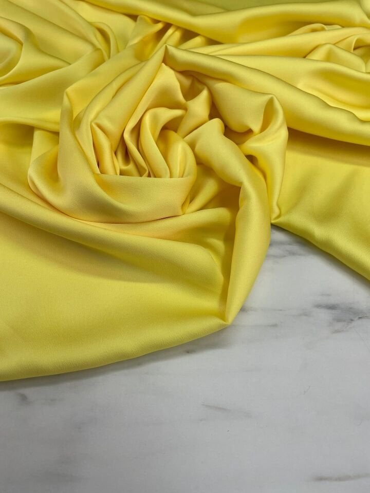 Sarı Düz Elbiselik İpek Saten Kumaş