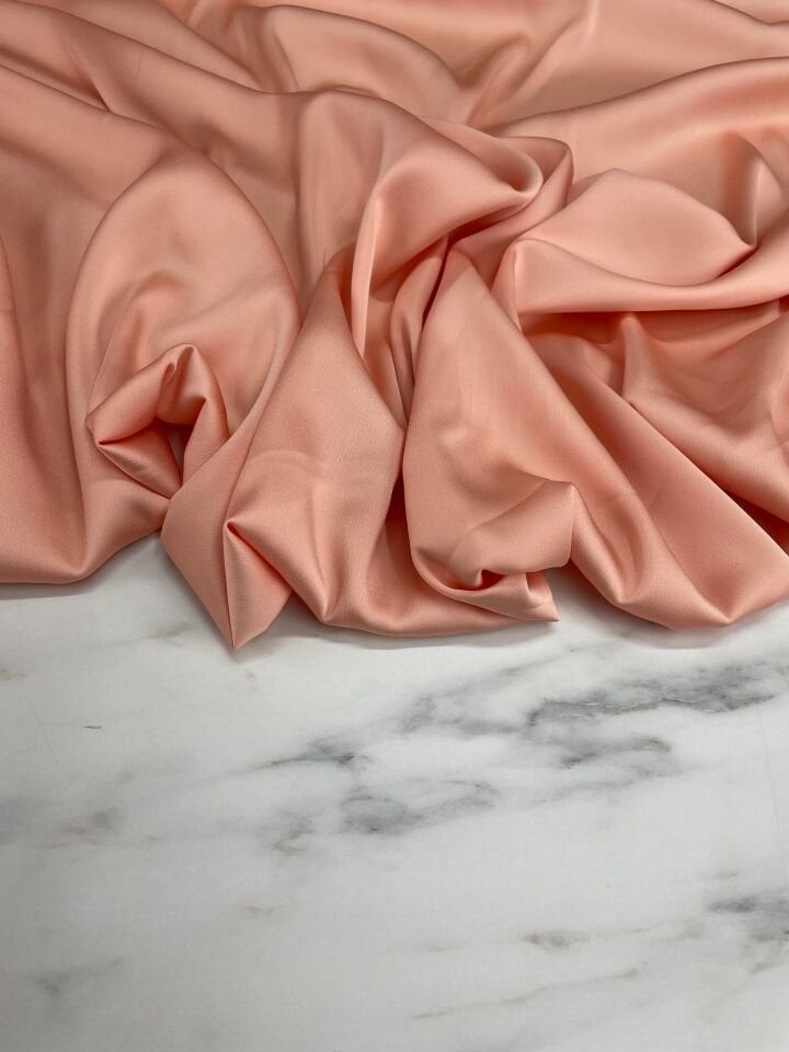 Şeftali Düz Elbiselik İpek Saten Kumaş