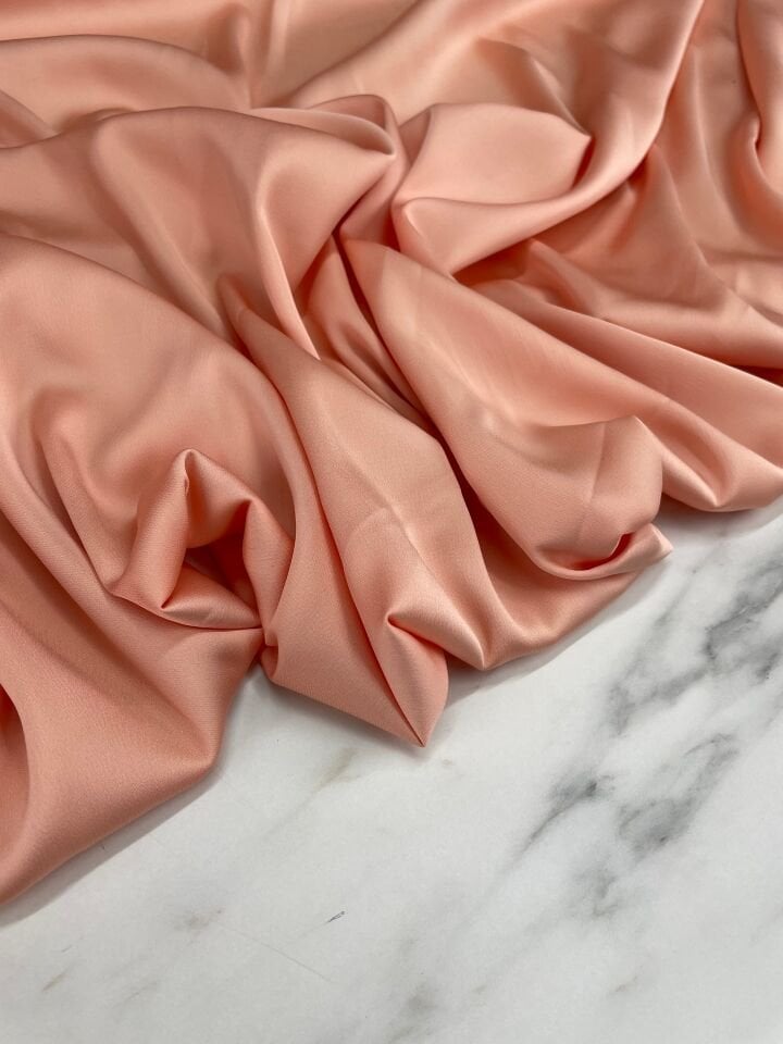 Şeftali Düz Elbiselik İpek Saten Kumaş
