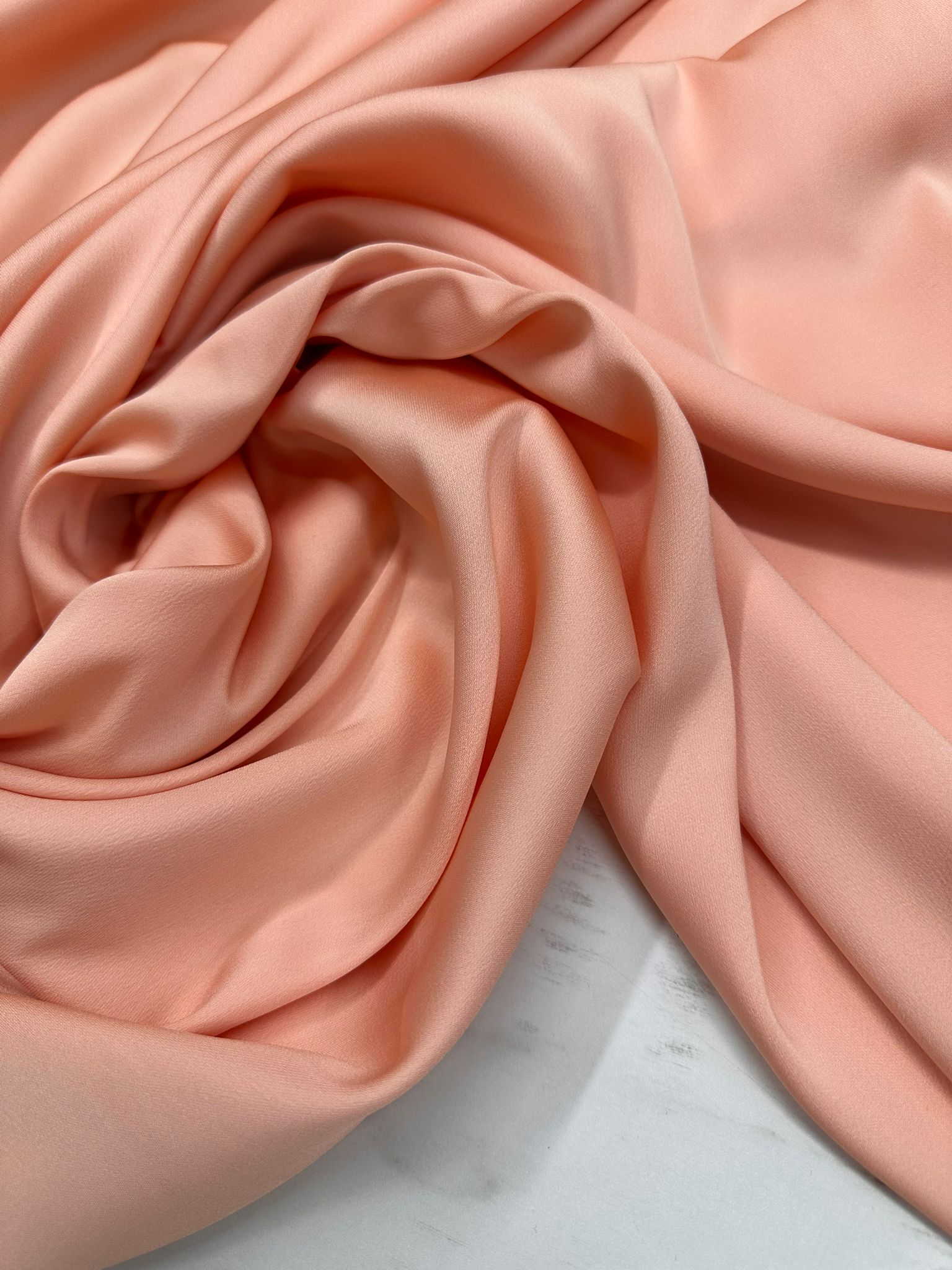 Şeftali Düz Elbiselik İpek Saten Kumaş