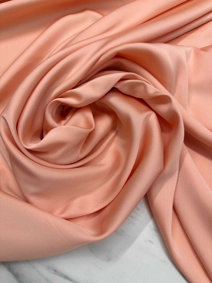 Şeftali Düz Elbiselik İpek Saten Kumaş