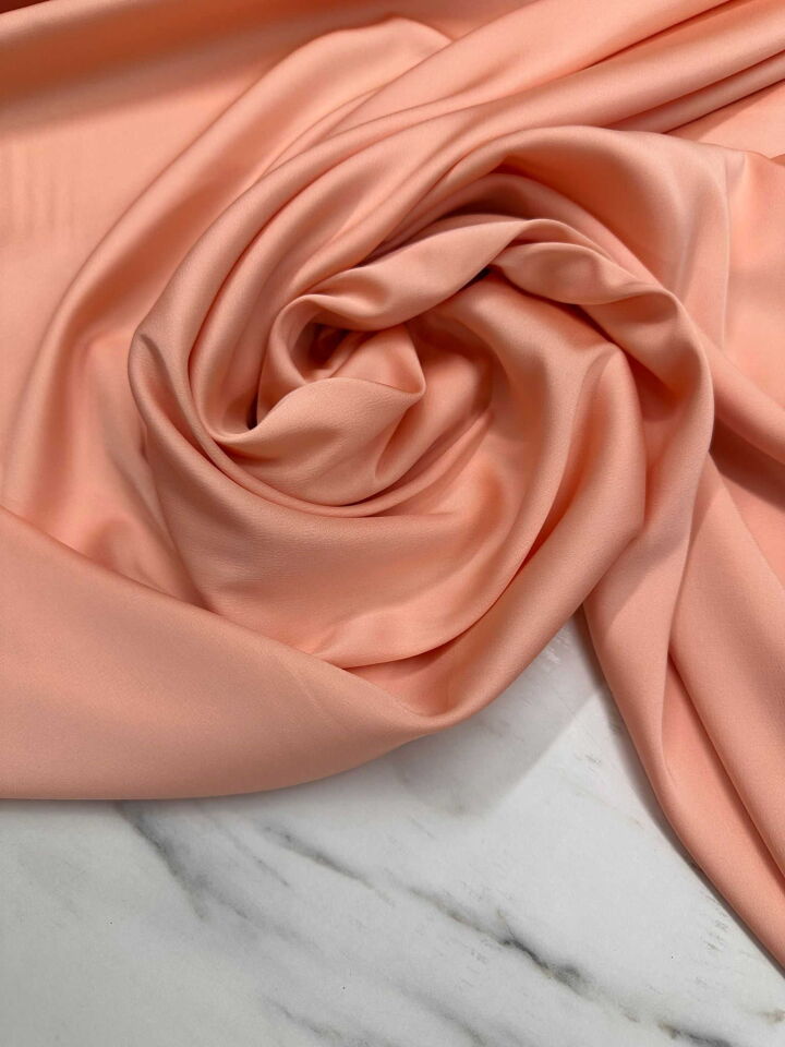 Şeftali Düz Elbiselik İpek Saten Kumaş