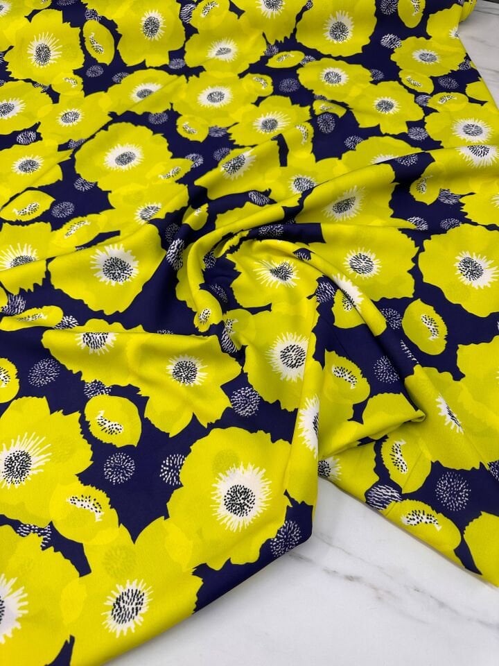 Sarı Geranium Desen Elbiselik Gömleklik Krep Kumaş