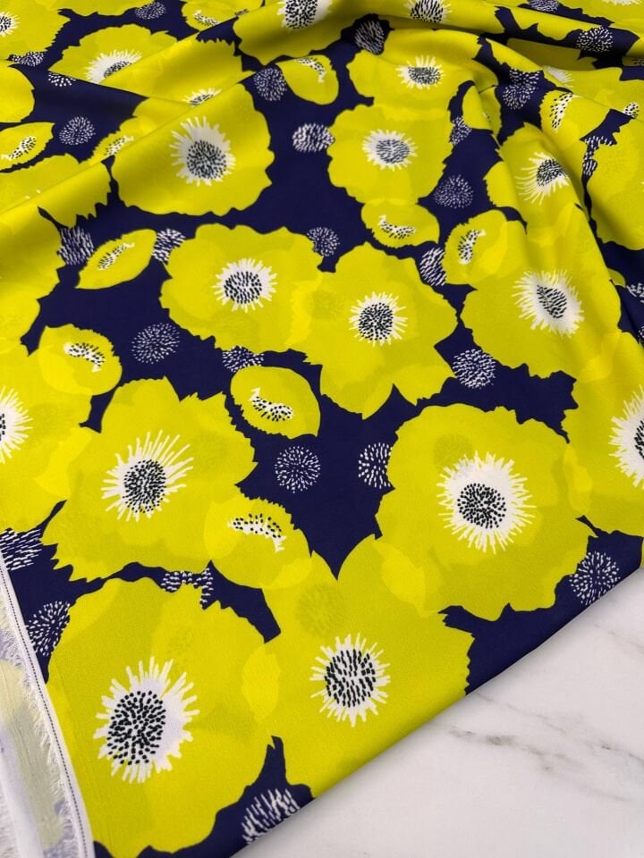 Sarı Geranium Desen Elbiselik Gömleklik Krep Kumaş