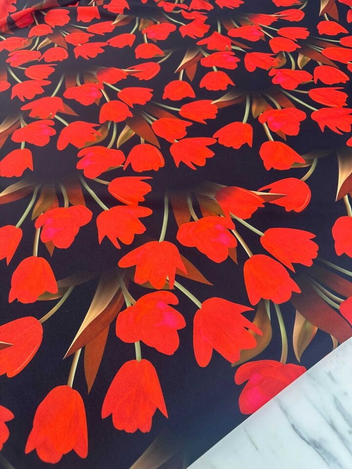 Kırmızı Gül Desen Krep Kumaş Elbise Etek Gömlek Şalvar