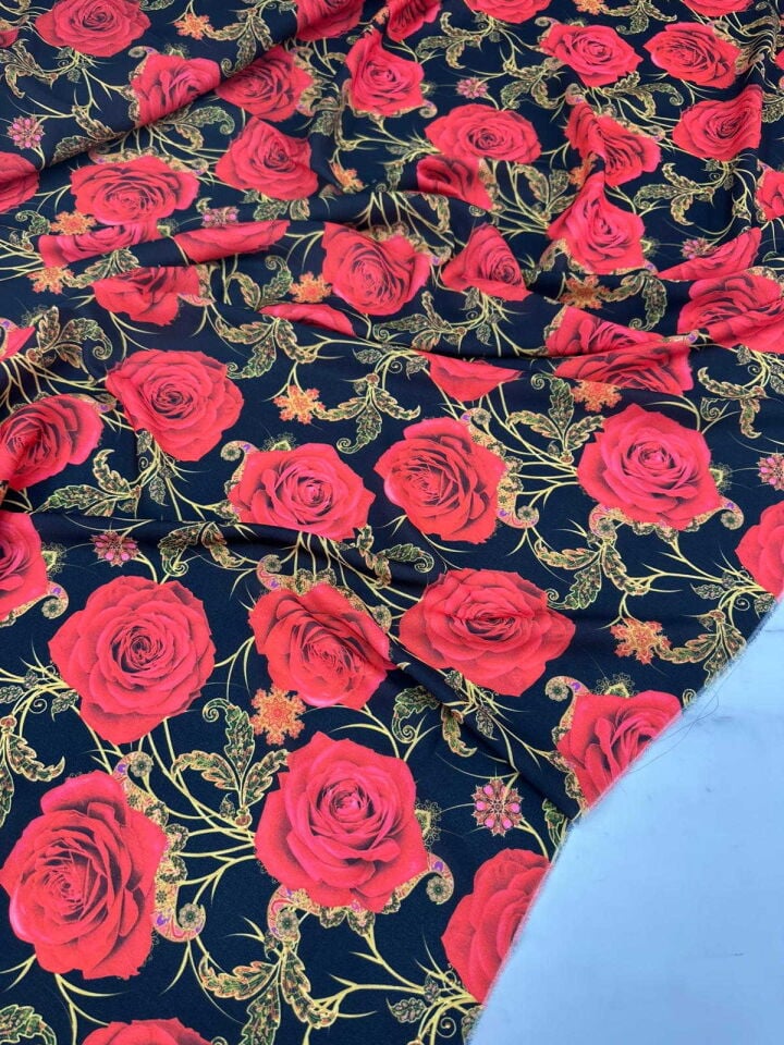 Kırmızı Saray Çiçegi Desen Dijital Baskı Krep Kumaş