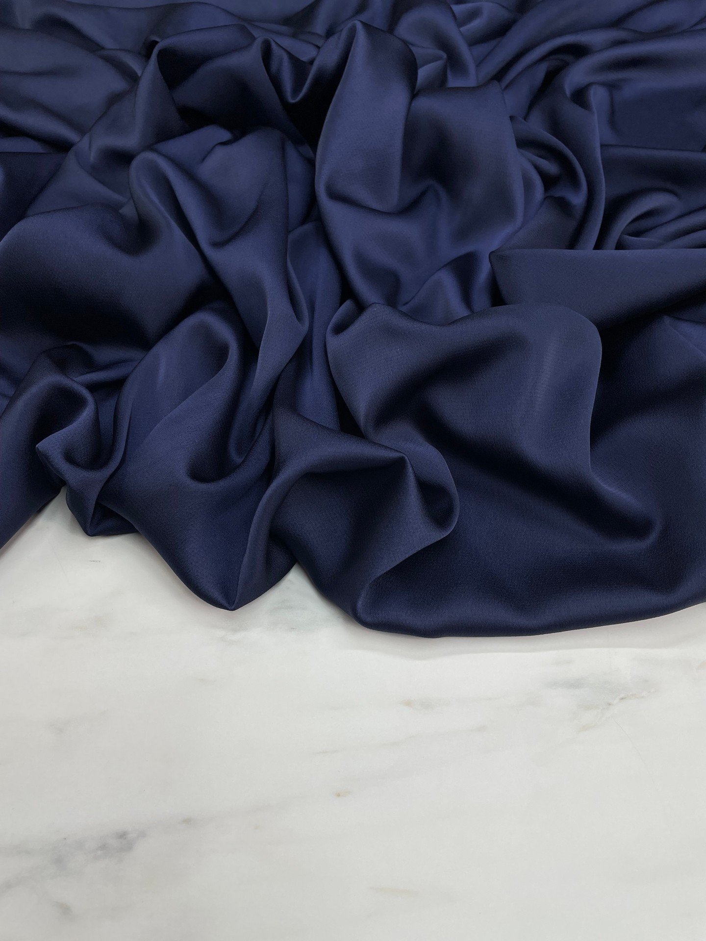 Lacivert Düz Elbiselik İpek Saten Kumaş