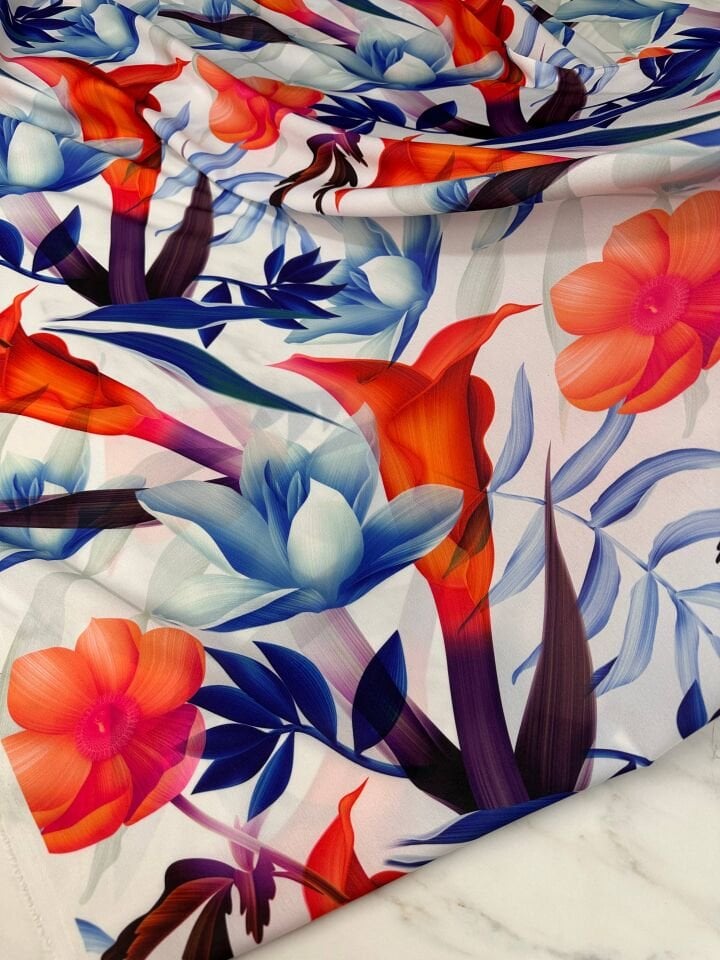 Zambak Desen Elbiselik Gömleklik Krep Kumaş