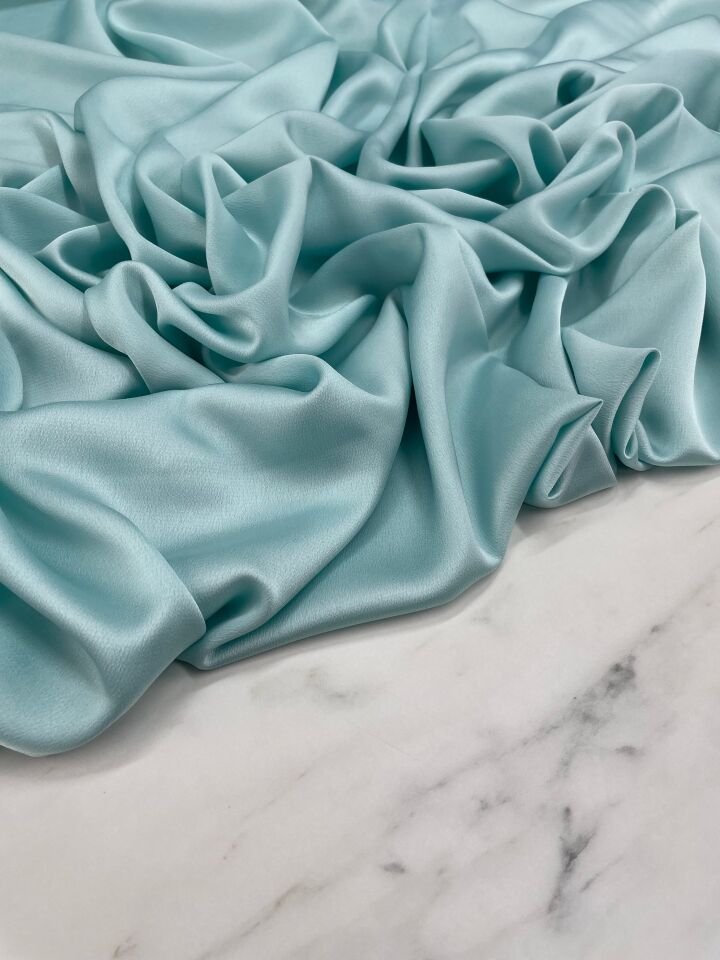 Cam Göbegi Düz Elbiselik İpek Saten Kumaş