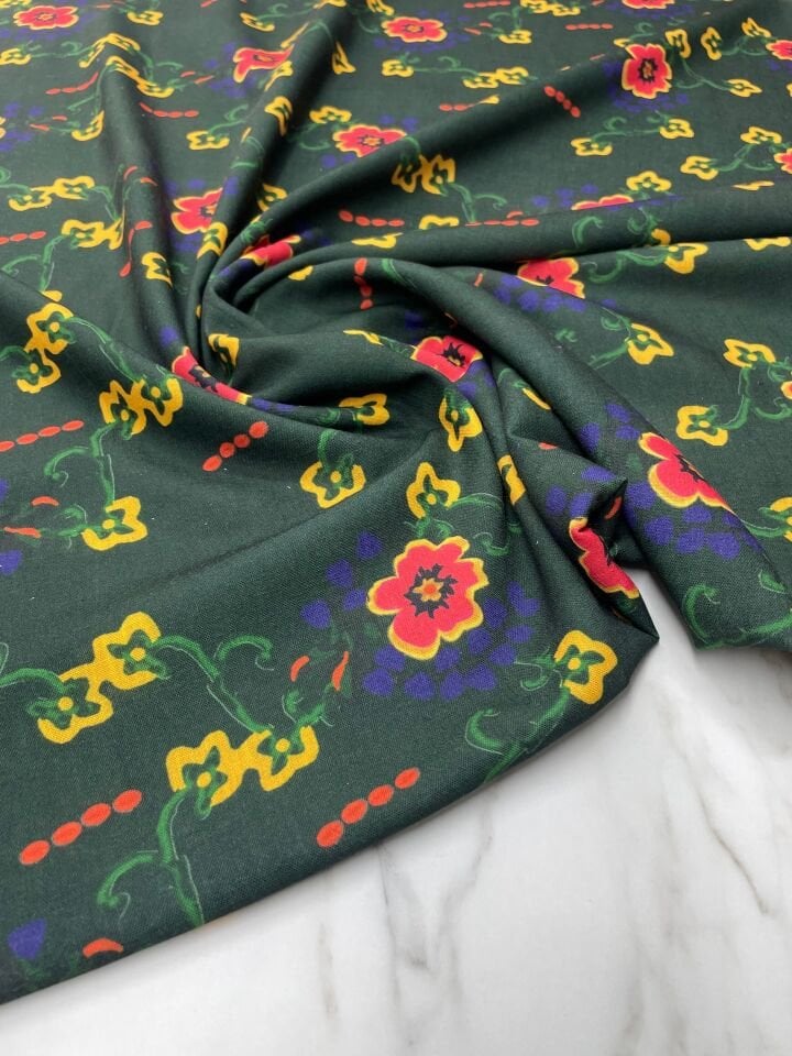 Yeşil Türkmen Desen Elbiselik Keten Kumaş