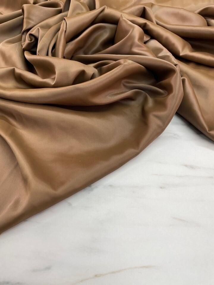 Kahverengi Düz Elbiselik İpek Saten Kumaş