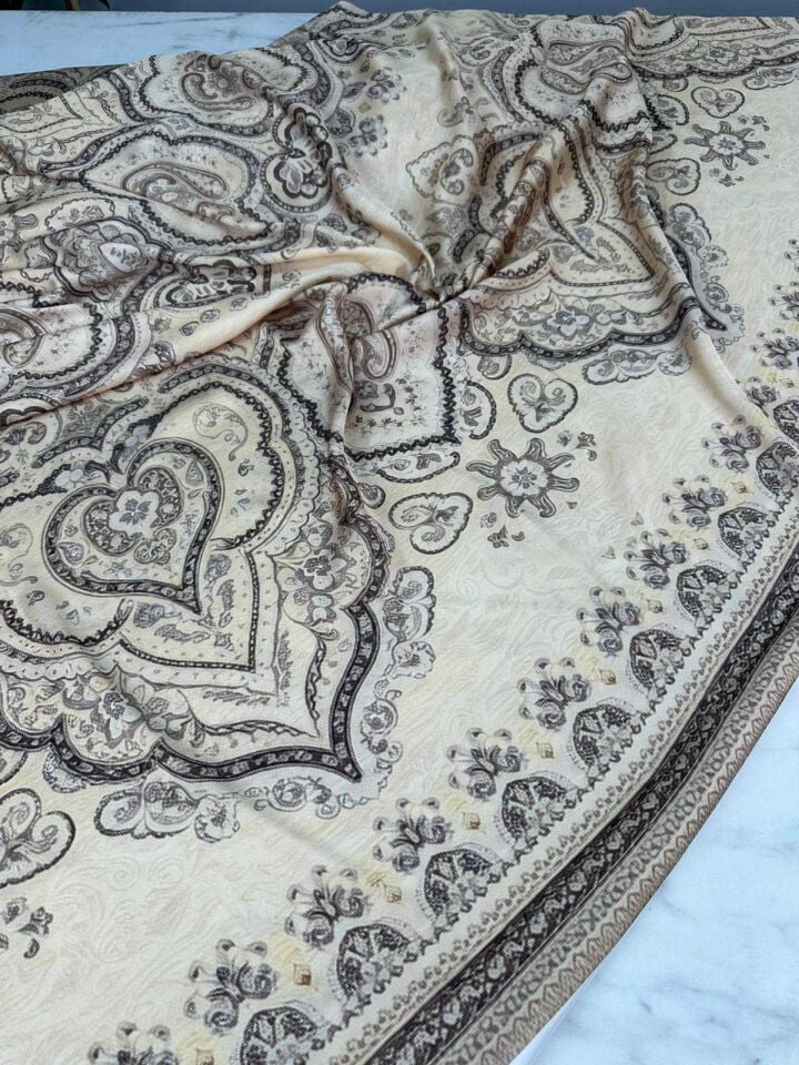 Viyana Desen İpek Saten Kumaş