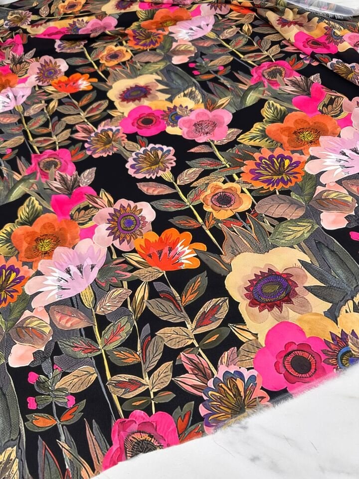 Çiçek Desen Elbiselik Gömleklik Krep Kumaş