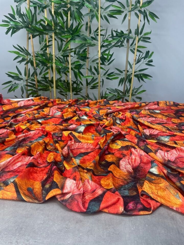 Berlin Desen Elbiselik Kadife Kumaş