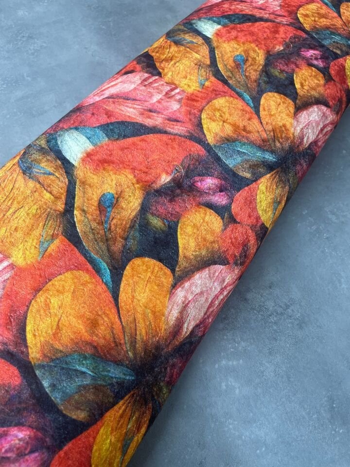 Berlin Desen Elbiselik Kadife Kumaş