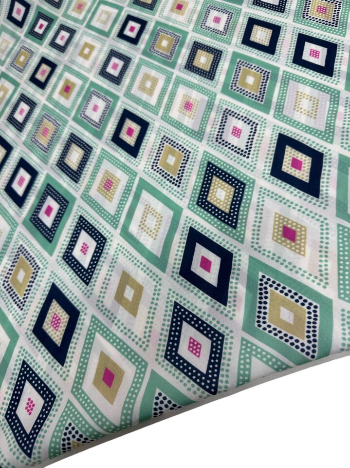 İkat Desen Elbiselik Gömleklik Krep Kumaş