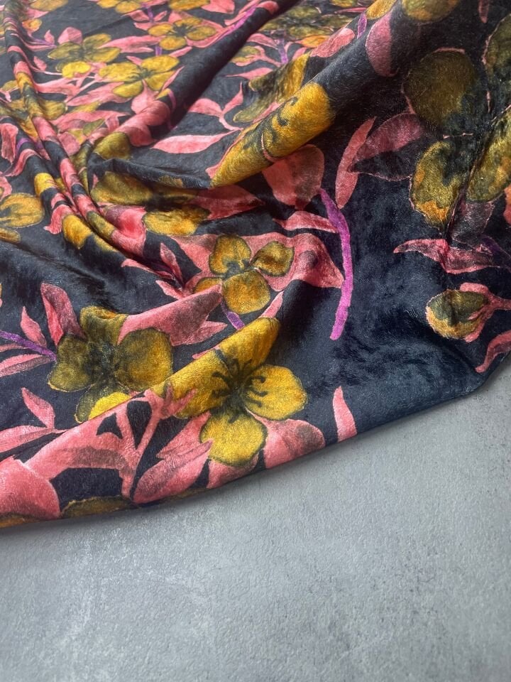 Pastel Desen Elbiselik Kadife Kumaş