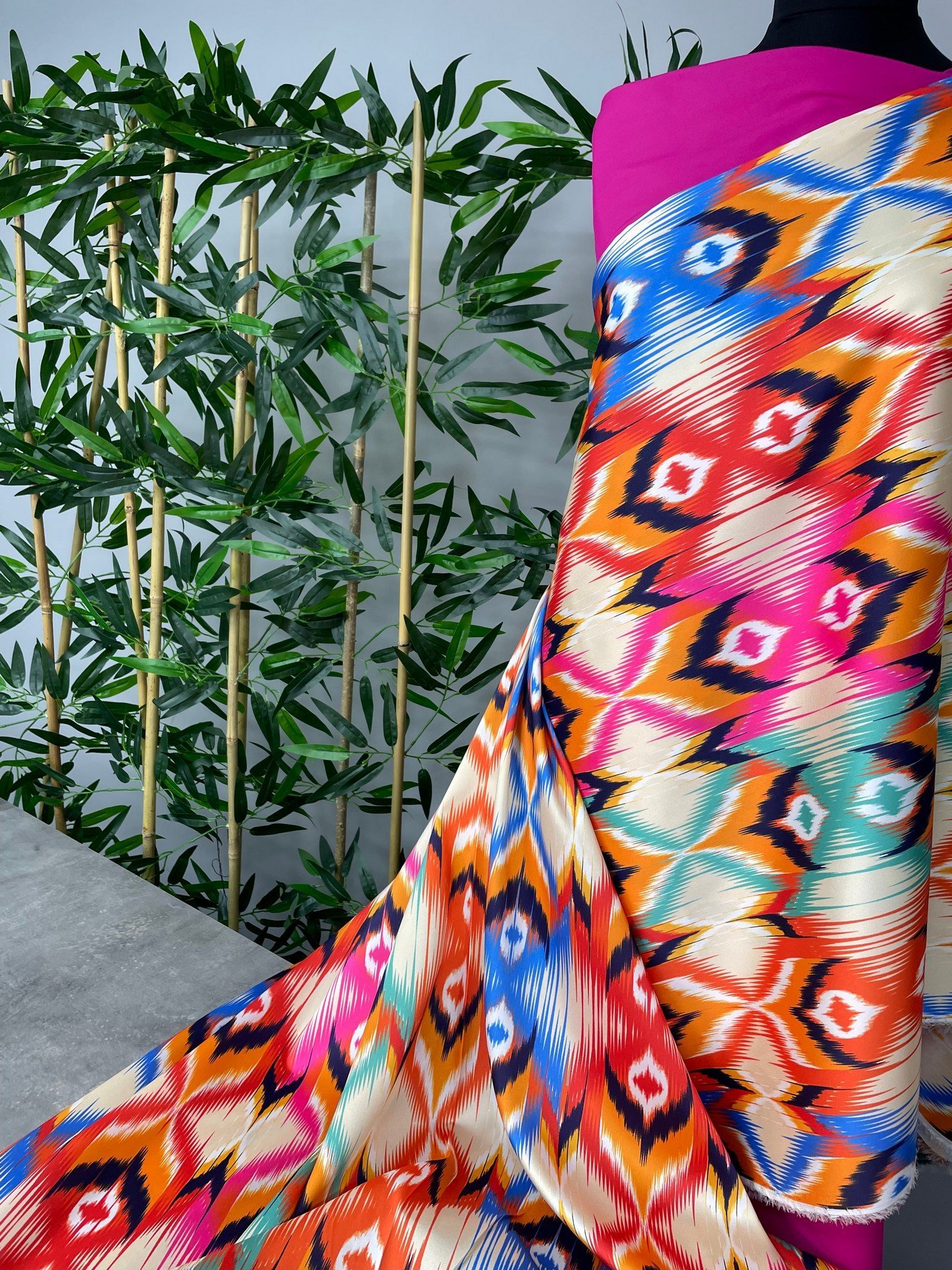 Kombinli Yöresel Elbiselik Tivil Saten Kumaş