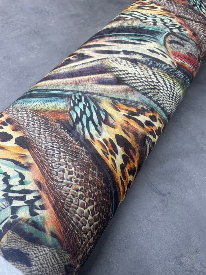 Yeva Desen Elbiselik Kadife Kumaş