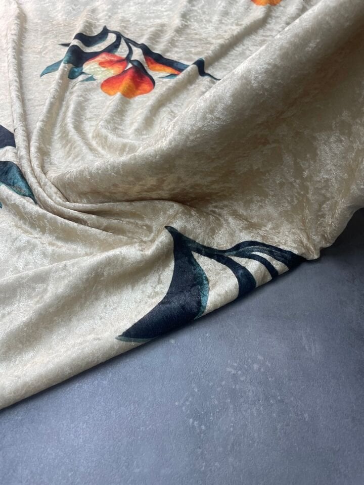 Mİlo Çiçegi Desen Elbiselik Kadife Kumaş