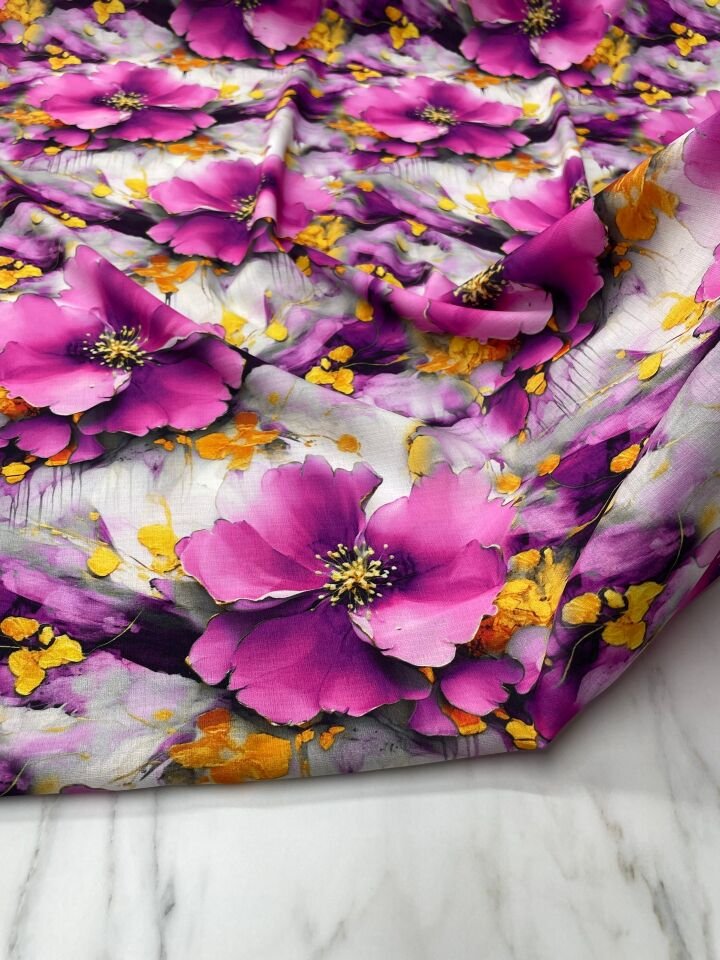 Pembe Geranium Desen Elbiselik Gömleklik Krep Kumaş