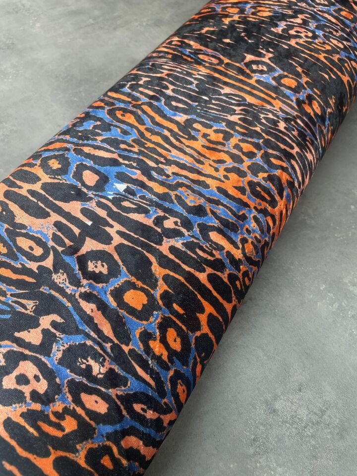 Renkli Leopar Desen Elbiselik Kadife