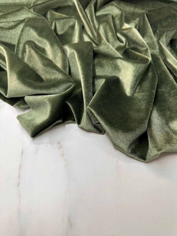 Haki Yeşil Likralı Elbiselik İpek Kadife