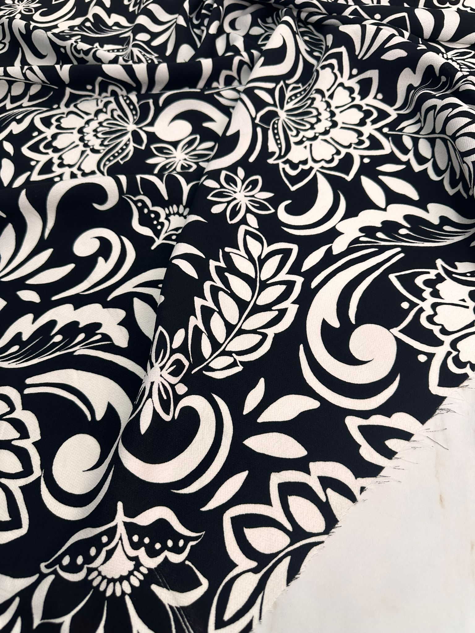 Likralı Siyah Zemin Krep Kumaş Elbise Etek Gömlek Şalvar