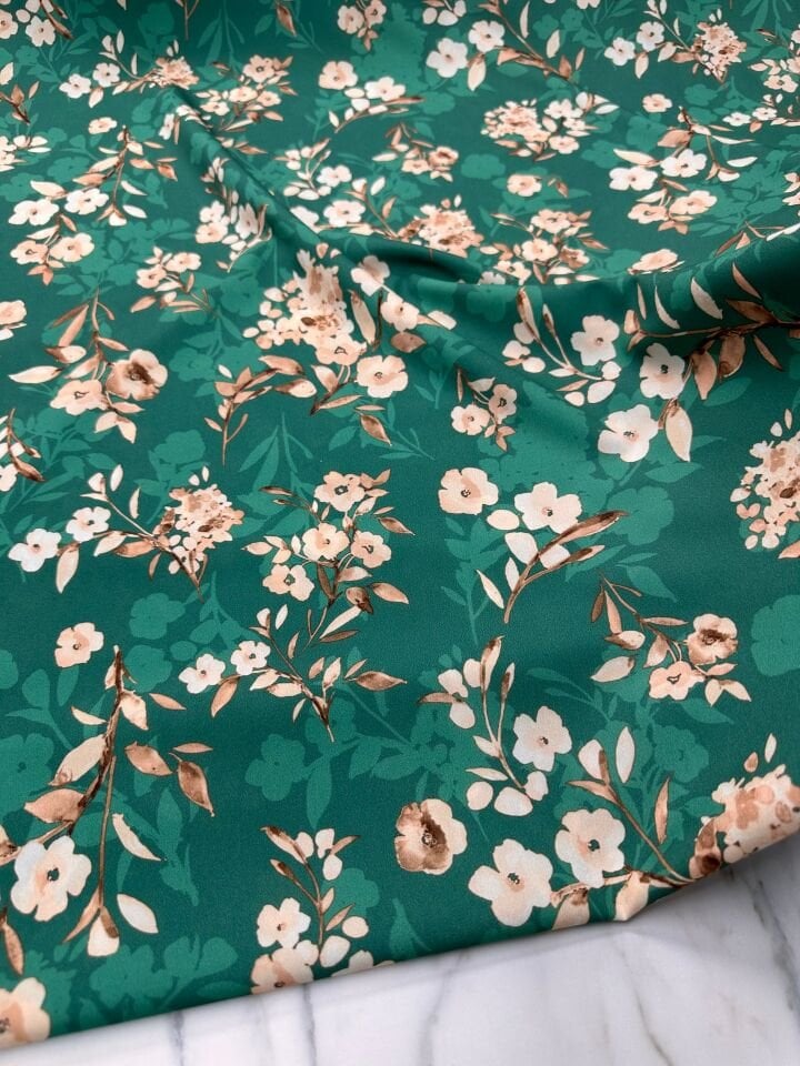 Erik Çiçeği Desen Elbiselik Gömleklik Krep Kumaş