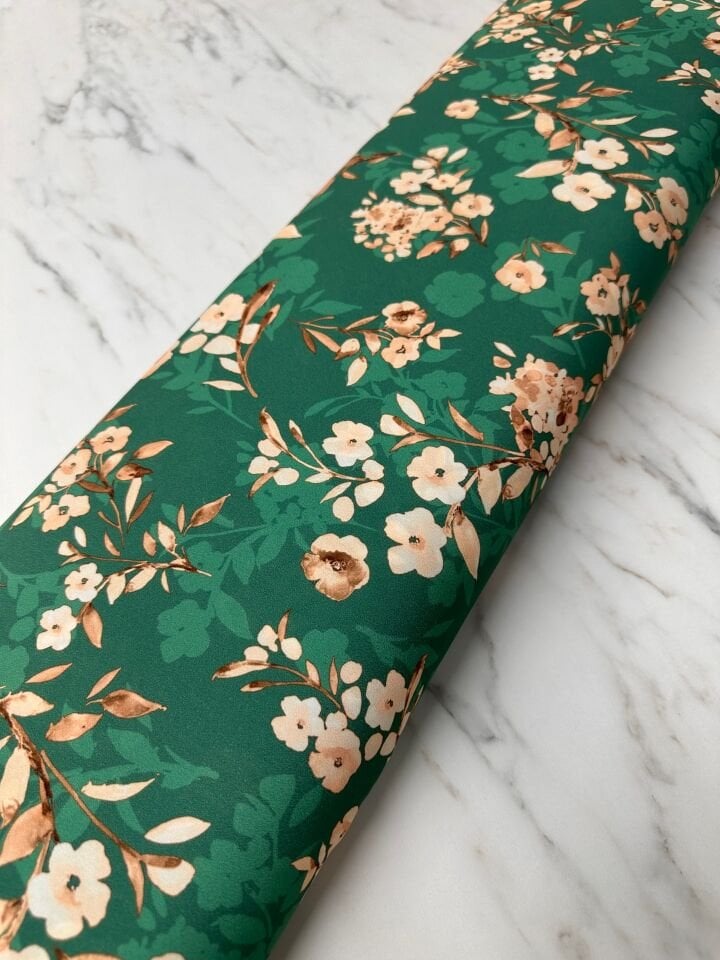 Erik Çiçeği Desen Elbiselik Gömleklik Krep Kumaş