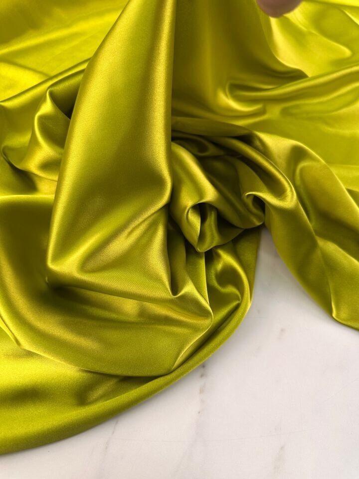 Yag Yeşili Likralı Elbiselik Saten Kumaş