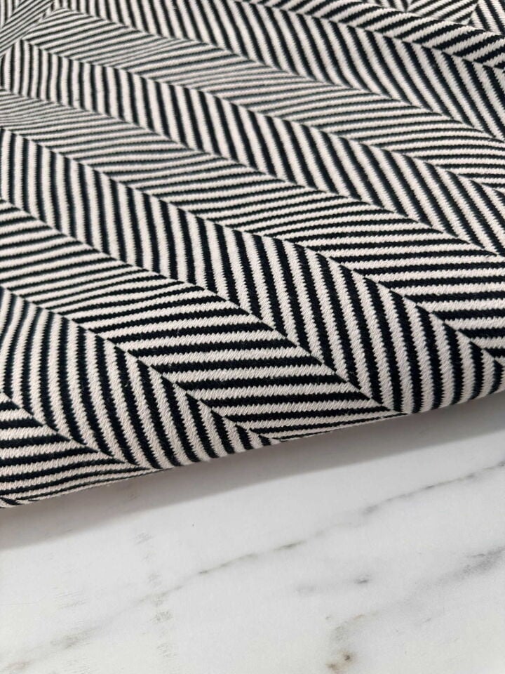 Kışlık Balık Sırtı Dokuma Etek Ceket Kap Yelek